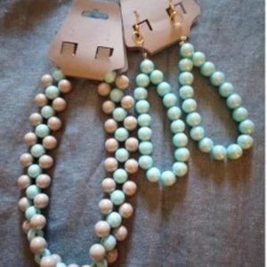 Choker and earrings set